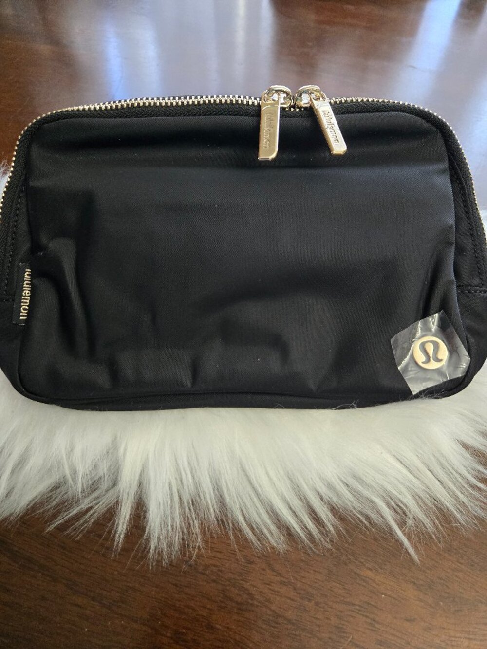 Lululemon belt bag 2L
